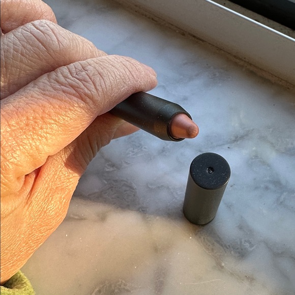 Promise Me Velvetease Lip Pencil - New and Unused! - Picture 3 of 3